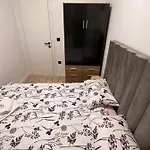 La Guardia Apartment