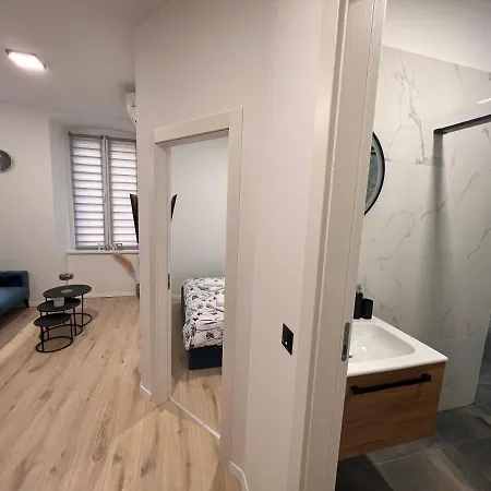 La Guardia Appartement *