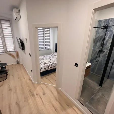 La Guardia Appartement *